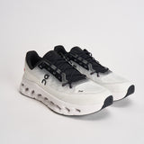Sneakers uomo Cloudtilt bianche e nere 3ME10101430 BLACKIVORY ON RUNNING 