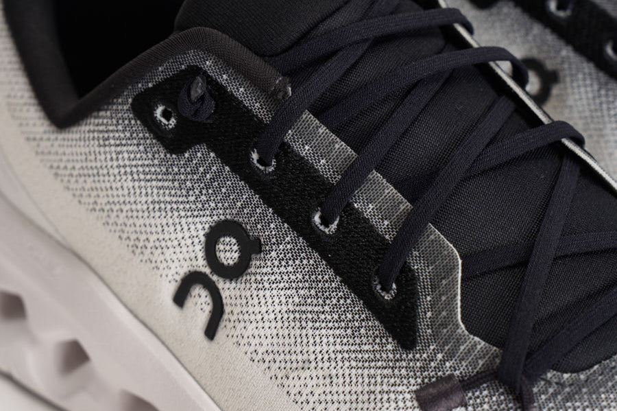 Sneakers uomo Cloudtilt bianche e nere 3ME10101430 BLACKIVORY ON RUNNING 