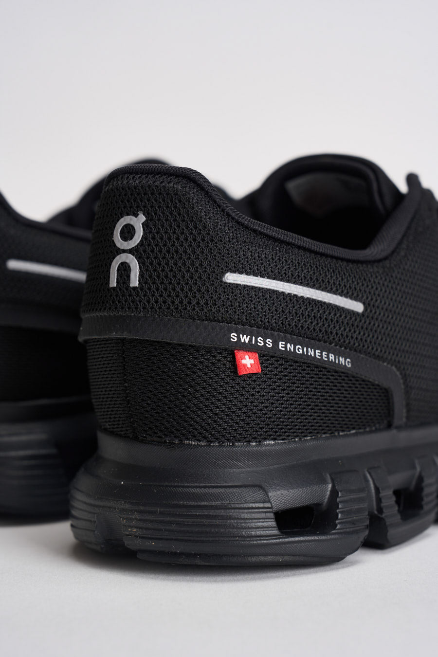 Sneakers uomo Cloud 6 nere 3MF10071043 BLACKBLACK ON RUNNING 