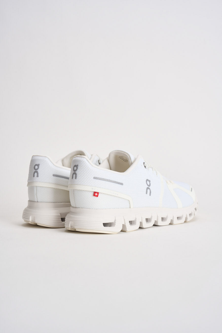 Sneakers uomo Cloud 6 bianche 3MF10071200 WHITEWHITE ON RUNNING 