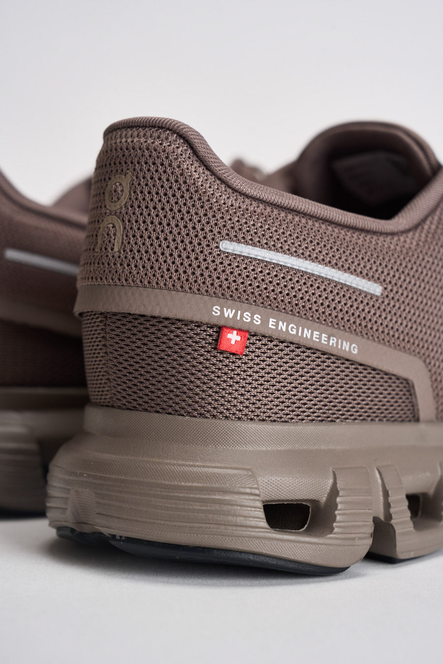 Sneakers uomo Cloud 6 tortora 3MF10074782 ASHCINDER ON RUNNING 