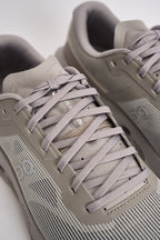 Sneakers uomo Cloudvista 3 tortora 3MG30041344 FOGPEARL ON RUNNING 