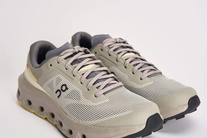 Sneakers uomo Cloudvista 3 grigio e beige 3MG30045305 BRUMEACACIA ON RUNNING 