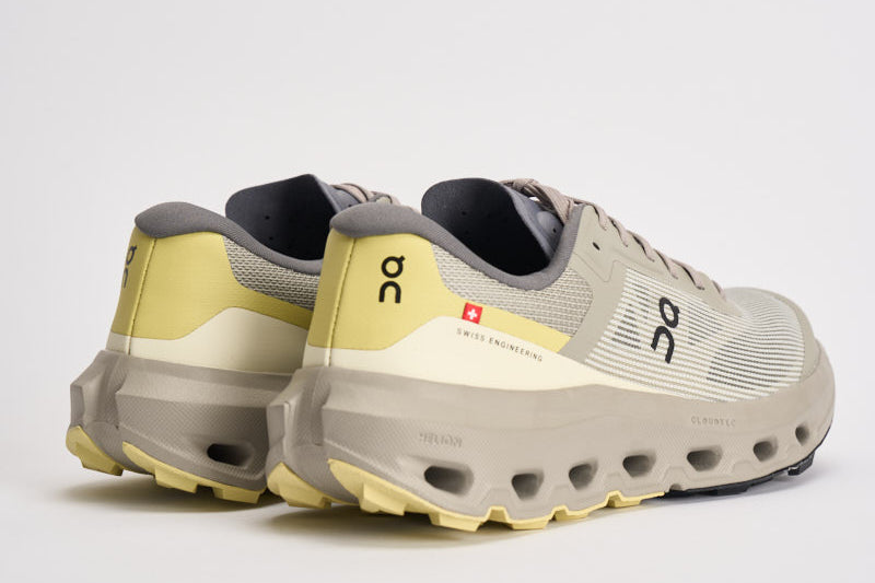 Sneakers uomo Cloudvista 3 grigio e beige 3MG30045305 BRUMEACACIA ON RUNNING 