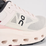 Sneakers donna Cloudvista 3 bianca e bordeaux 3WG30195308 OYSTERBARBERRY ON RUNNING 