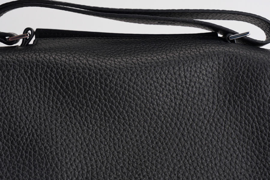 Borsa donna Sveva Soft Media a spalla in pelle con tracolla nera BT2006SOF NERO ORCIANI 