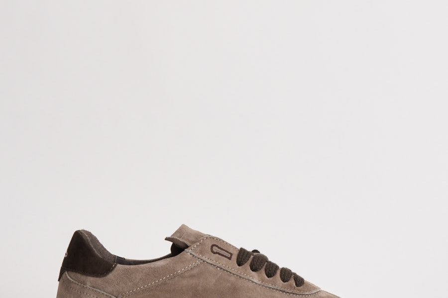 Sneakers uomo in suede taupe PH001 282TAUPE PIUMHA STUDIO 