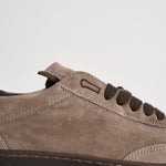 Sneakers uomo in suede taupe PH001 282TAUPE PIUMHA STUDIO 