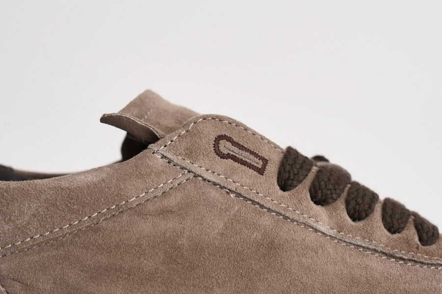 Sneakers uomo in suede taupe PH001 282TAUPE PIUMHA STUDIO 