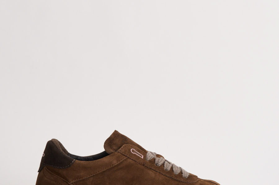Sneakers uomo in suede marrone PH021 561BROWN PIUMHA STUDIO 