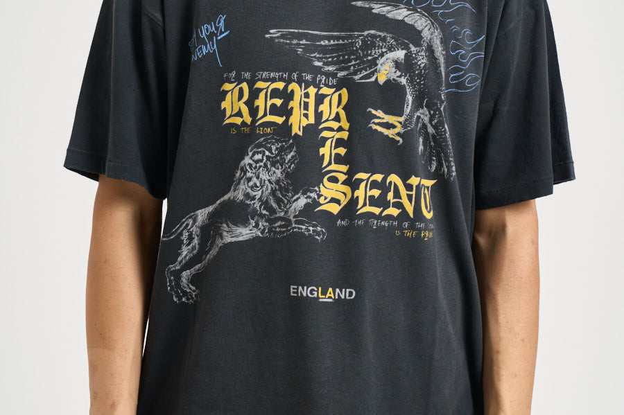 T-shirt uomo con stampa nera MLM101188 WASHEDBLACK REPRESENT 