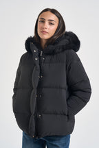 Piumino donna con cappuccio nero W26583F 10 RRD 