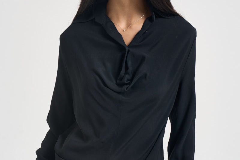 Camicia donna scollo sciallato nera Y6WU06 Y69 SEMICOUTURE 