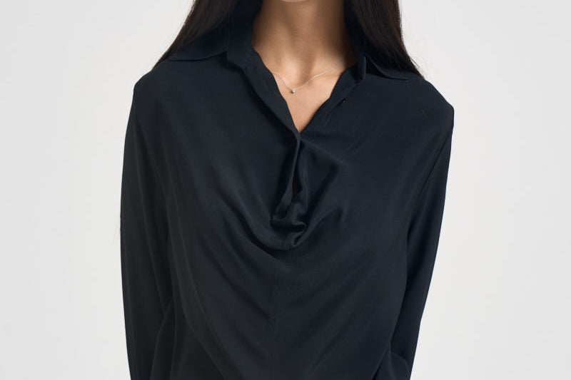 Camicia donna scollo sciallato nera Y6WU06 Y69 SEMICOUTURE 