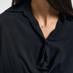Camicia donna scollo sciallato nera Y6WU06 Y69 SEMICOUTURE 
