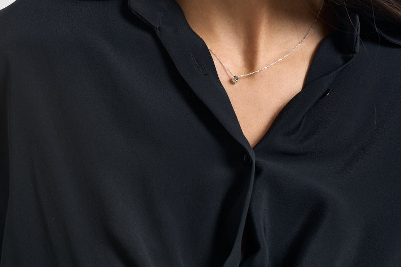 Camicia donna scollo sciallato nera Y6WU06 Y69 SEMICOUTURE 