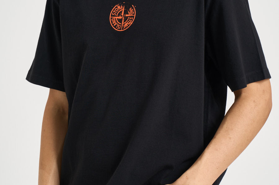 T-shirt uomo con stampa Vertical Placement nera 2100001 S0533V0029 STONE ISLAND 