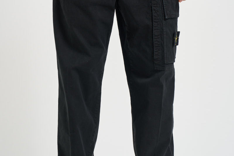 Pantaloni uomo cargo neri 3100036 S00L1V0129 STONE ISLAND 