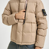 Piumino uomo collo alto sabbia 4100046 S0462V0094 STONE ISLAND 