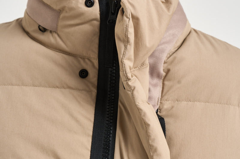 Piumino uomo collo alto sabbia 4100046 S0462V0094 STONE ISLAND 