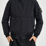 Piumino uomo con cappuccio nero 4100110 S0A23V0029 STONE ISLAND 