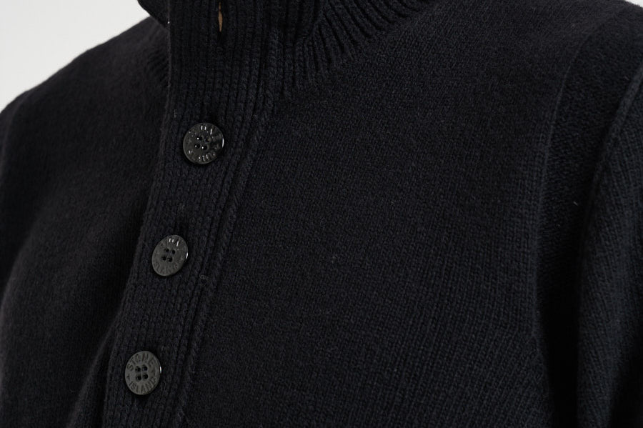 Maglia uomo con bottoni nera 5100040 S00A3V0029 STONE ISLAND 