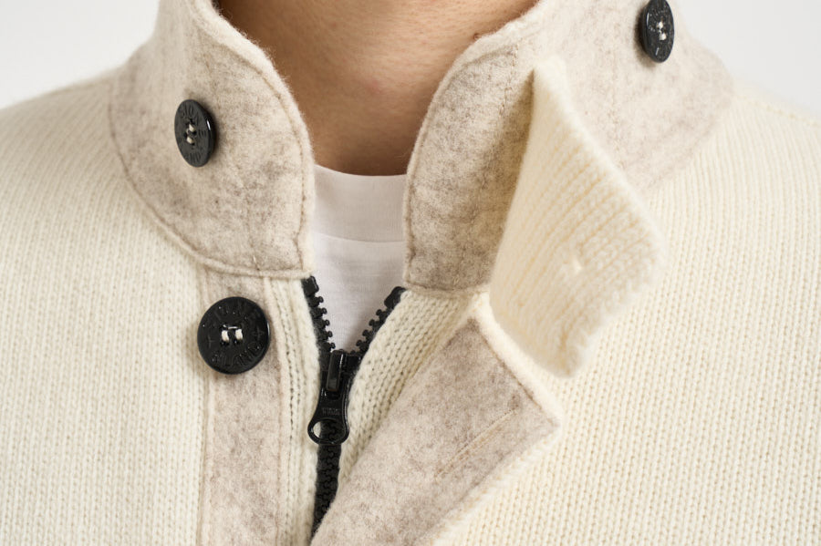 Cardigan uomo con bottoni panna 5100047 S00A3V0093 STONE ISLAND 