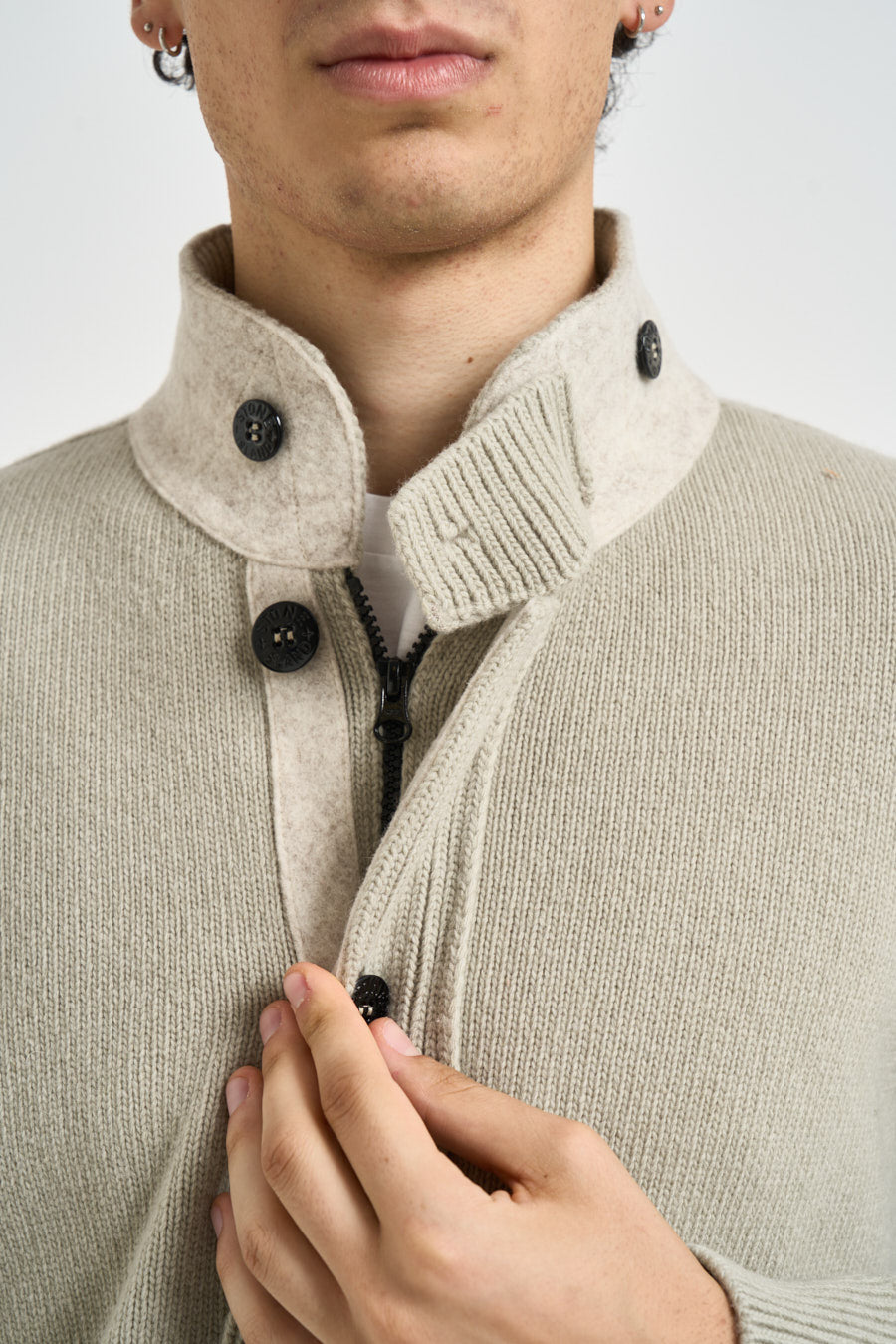 Cardigan uomo con bottoni pietra 5100047 S00A3V0095 STONE ISLAND 