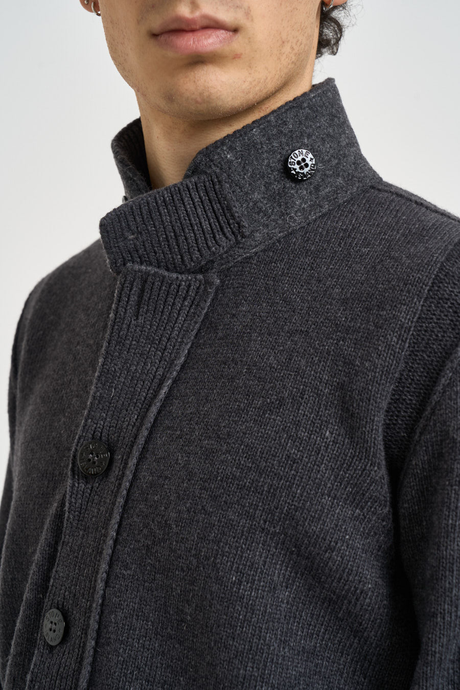 Cardigan uomo con bottoni grigio 5100047 S00A3V0M62 STONE ISLAND 
