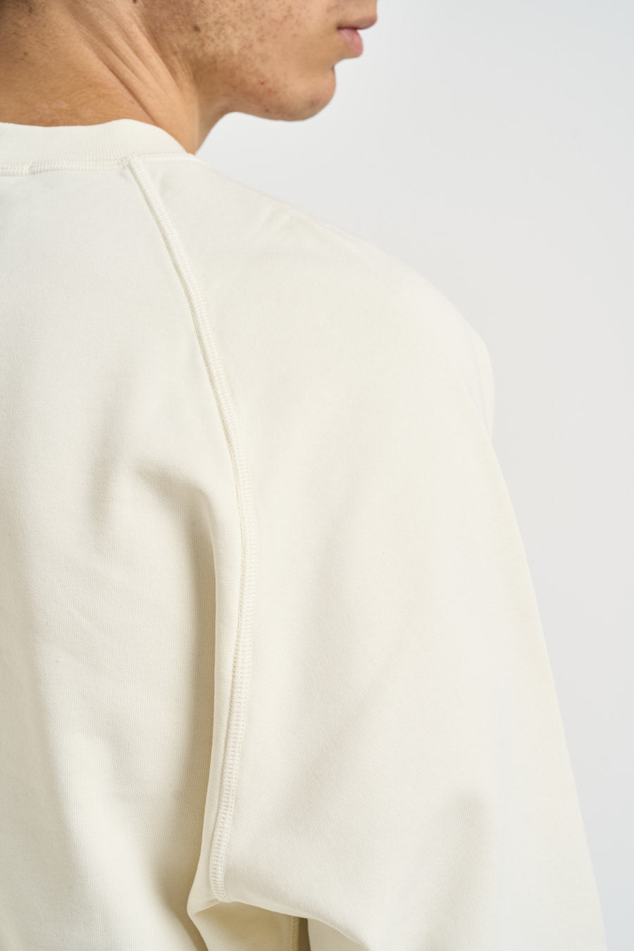 Felpa uomo oversize panna 6100008 S0051V0093 STONE ISLAND 