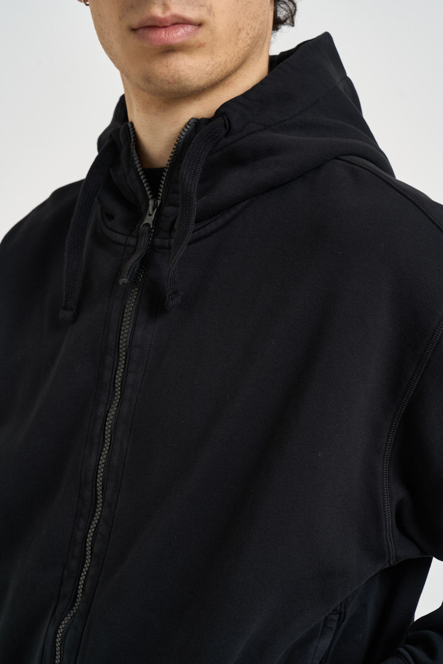 Felpa uomo con cappuccio nera 6100009 S0051V0029 STONE ISLAND 
