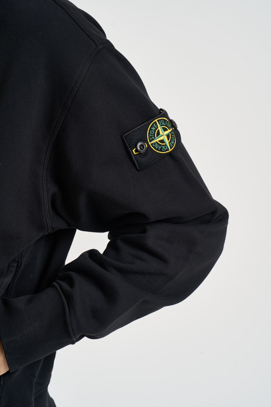 Felpa uomo con cappuccio nera 6100009 S0051V0029 STONE ISLAND 