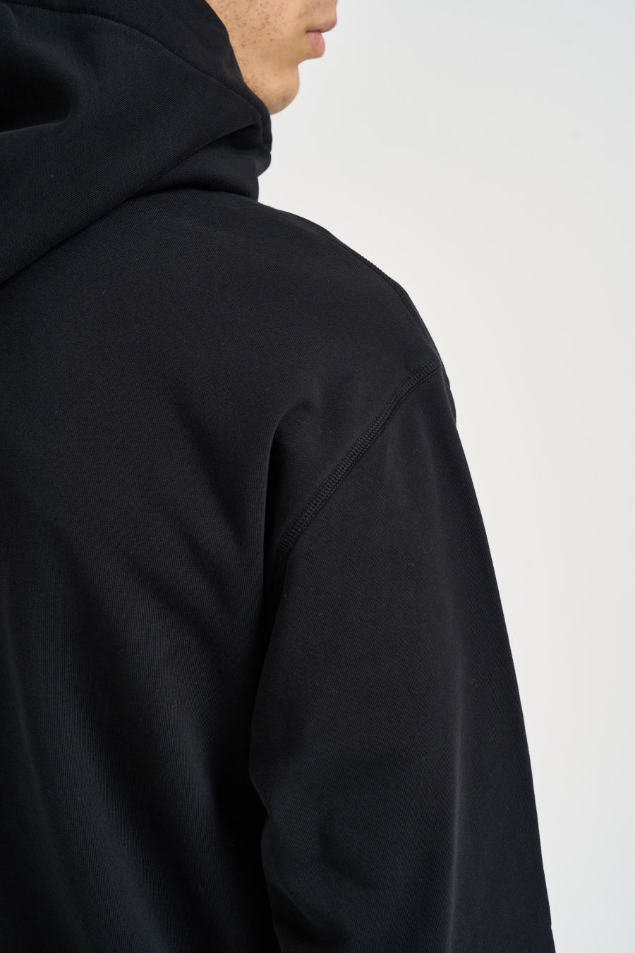 Felpa uomo con cappuccio nera 6100009 S0051V0029 STONE ISLAND 