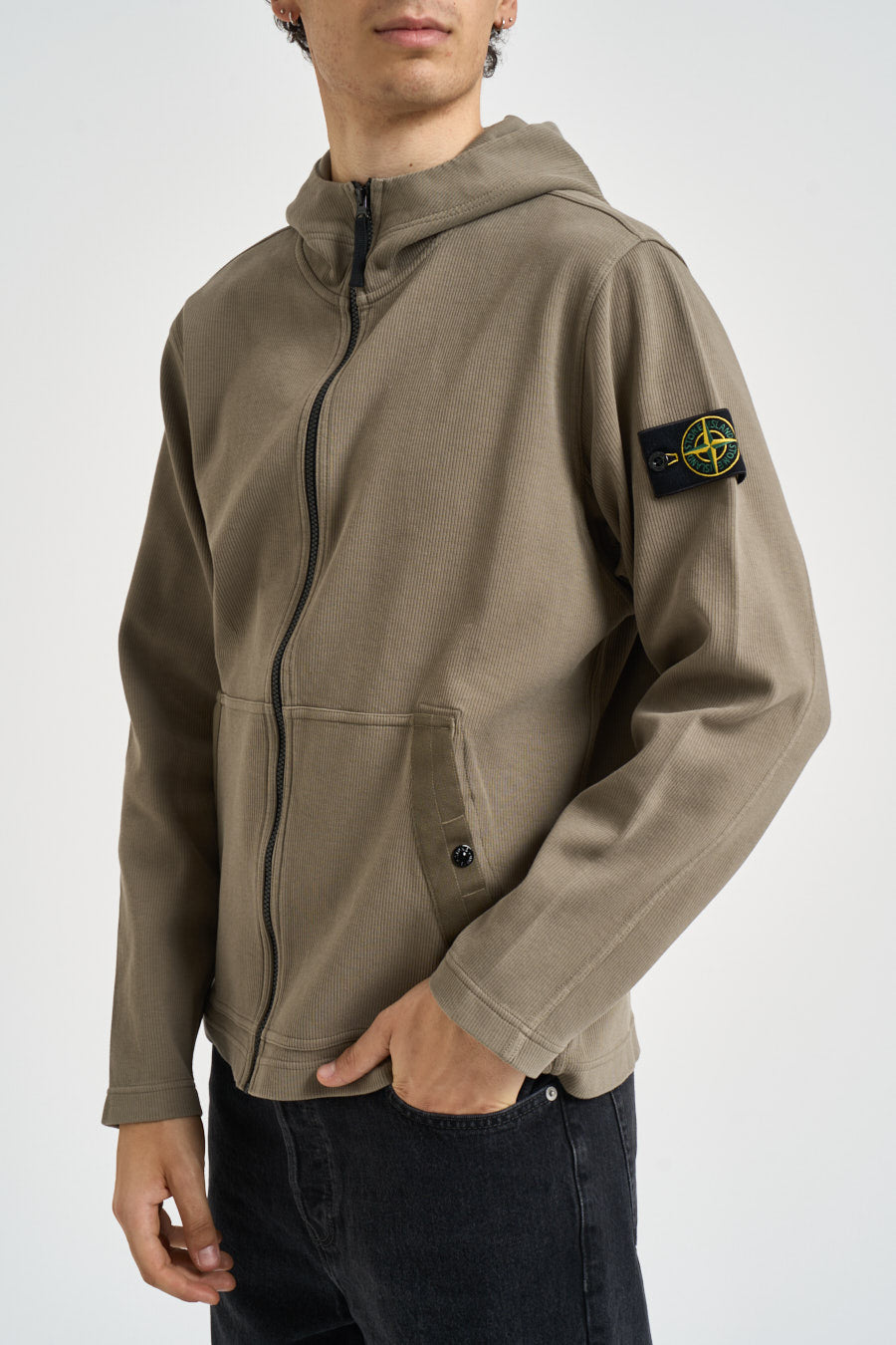 Felpa uomo con zip e cappuccio verde 6100020 S0472V005G STONE ISLAND 