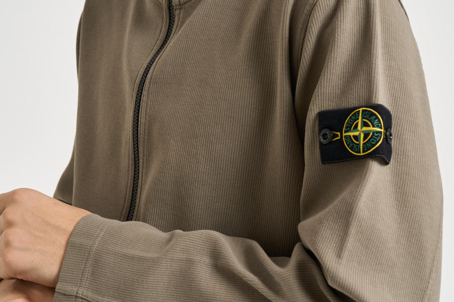 Felpa uomo con zip e cappuccio verde 6100020 S0472V005G STONE ISLAND 