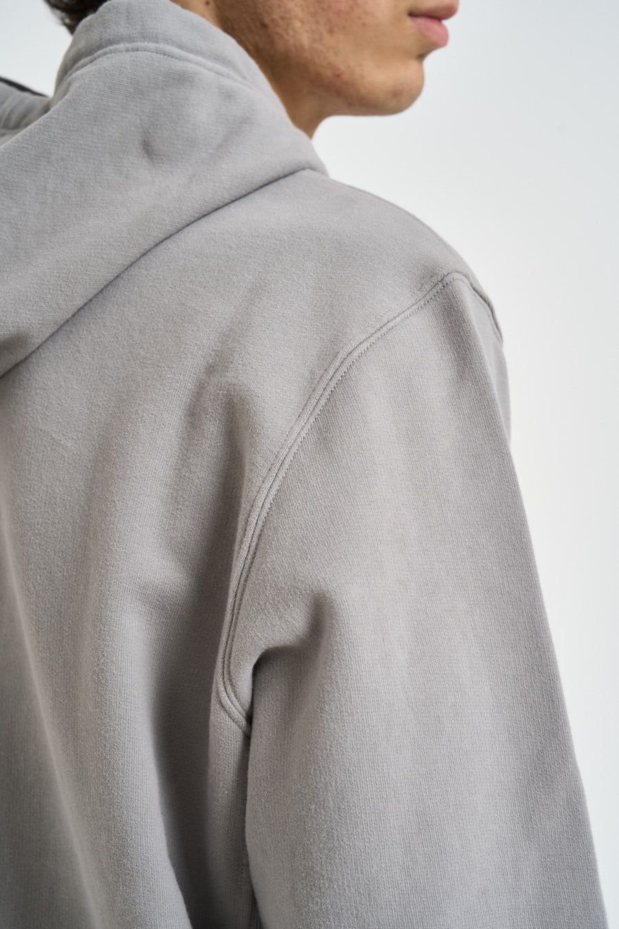 Felpa uomo con cappuccio grigia chiara 6100048 S0A20V0060 STONE ISLAND 