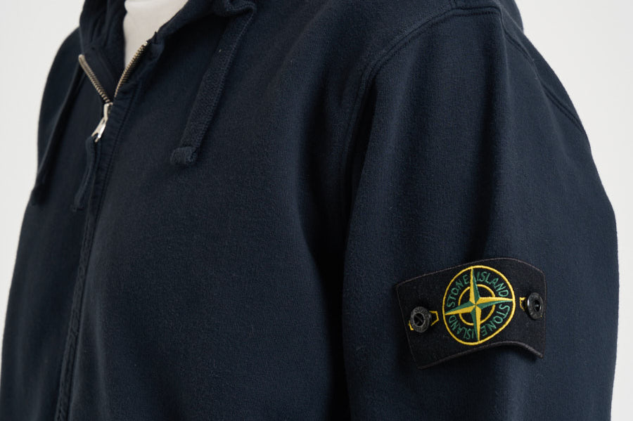 Felpa uomo con cappuccio blu scuro 6100067 S0A20V0020 STONE ISLAND 