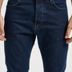 Pantalone uomo dritto in denim scuro J100007 S0J12VJ201 STONE ISLAND 