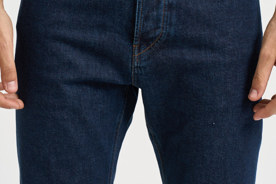 Pantalone uomo dritto in denim scuro J100007 S0J12VJ201 STONE ISLAND 