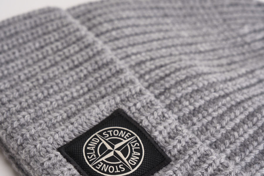 Cappellino uomo in lana grigio N100012 S00B4V0M60 STONE ISLAND 