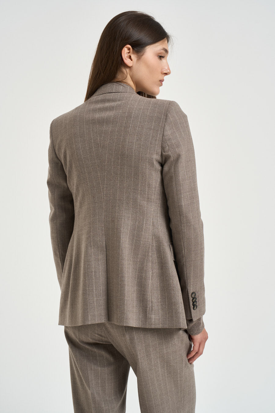 Tailleur donna Parigi gessato tortora 930005 T1296 TAGLIATORE 