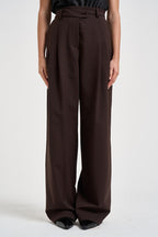 Pantaloni donna chiusura asimmetrica cioccolato ESTER W0206T0215 THE LATEST 
