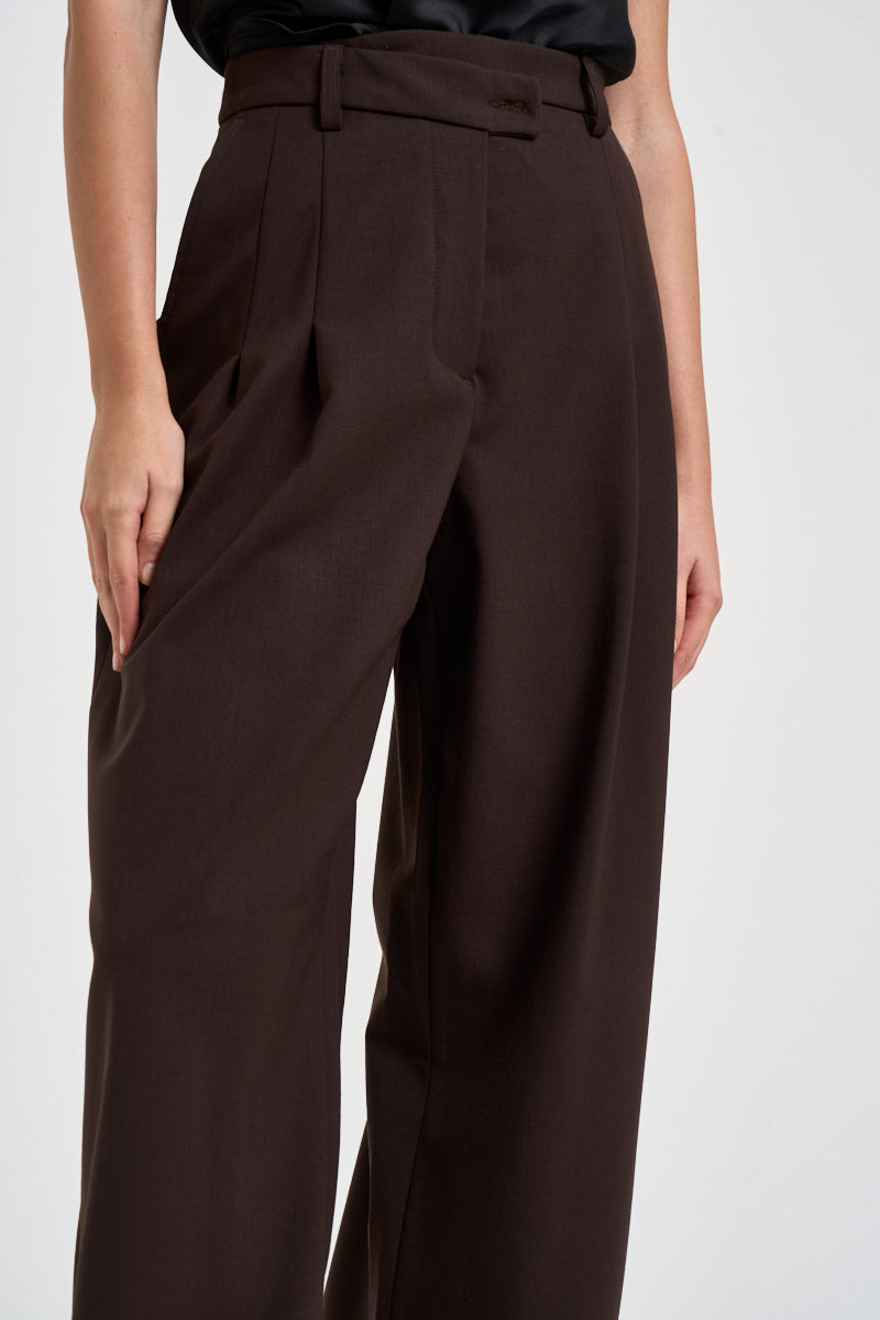 Pantaloni donna chiusura asimmetrica cioccolato ESTER W0206T0215 THE LATEST 