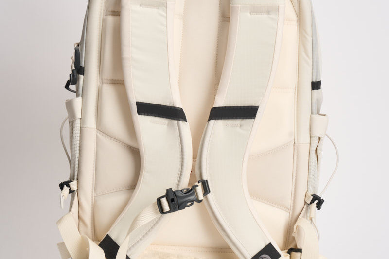 Zaino donna con patch bianco 8KE9 0E8 THE NORTH FACE 