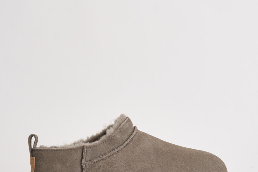 Stivale basso donna Classic Micro grigio chiaro 1173891 DRIED OREGANO UGG 
