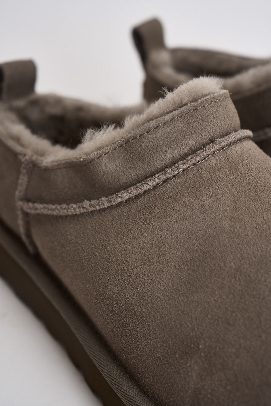 Stivale basso donna Classic Micro grigio chiaro 1173891 DRIED OREGANO UGG 