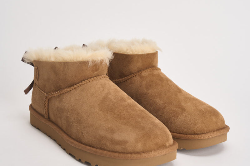 Stivaletti donna Ultra Mini Bailey Bow cammello 1185491 CHESTNUT UGG 