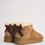 Stivaletti donna Ultra Mini Bailey Bow cammello 1185491 CHESTNUT UGG 