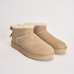Stivaletti donna Ultra Mini Bailey Bow sabbia 1185491 SAND UGG 