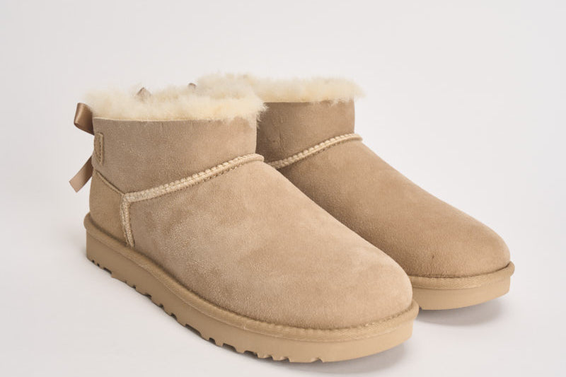 Stivaletti donna Ultra Mini Bailey Bow sabbia 1185491 SAND UGG 